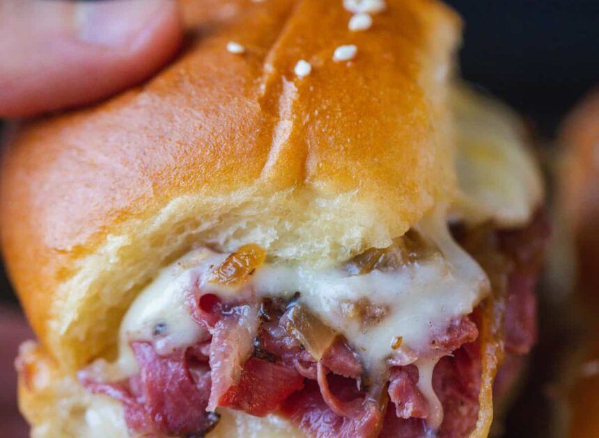 Easy French Dip Sliders Recipe (VIDEO)